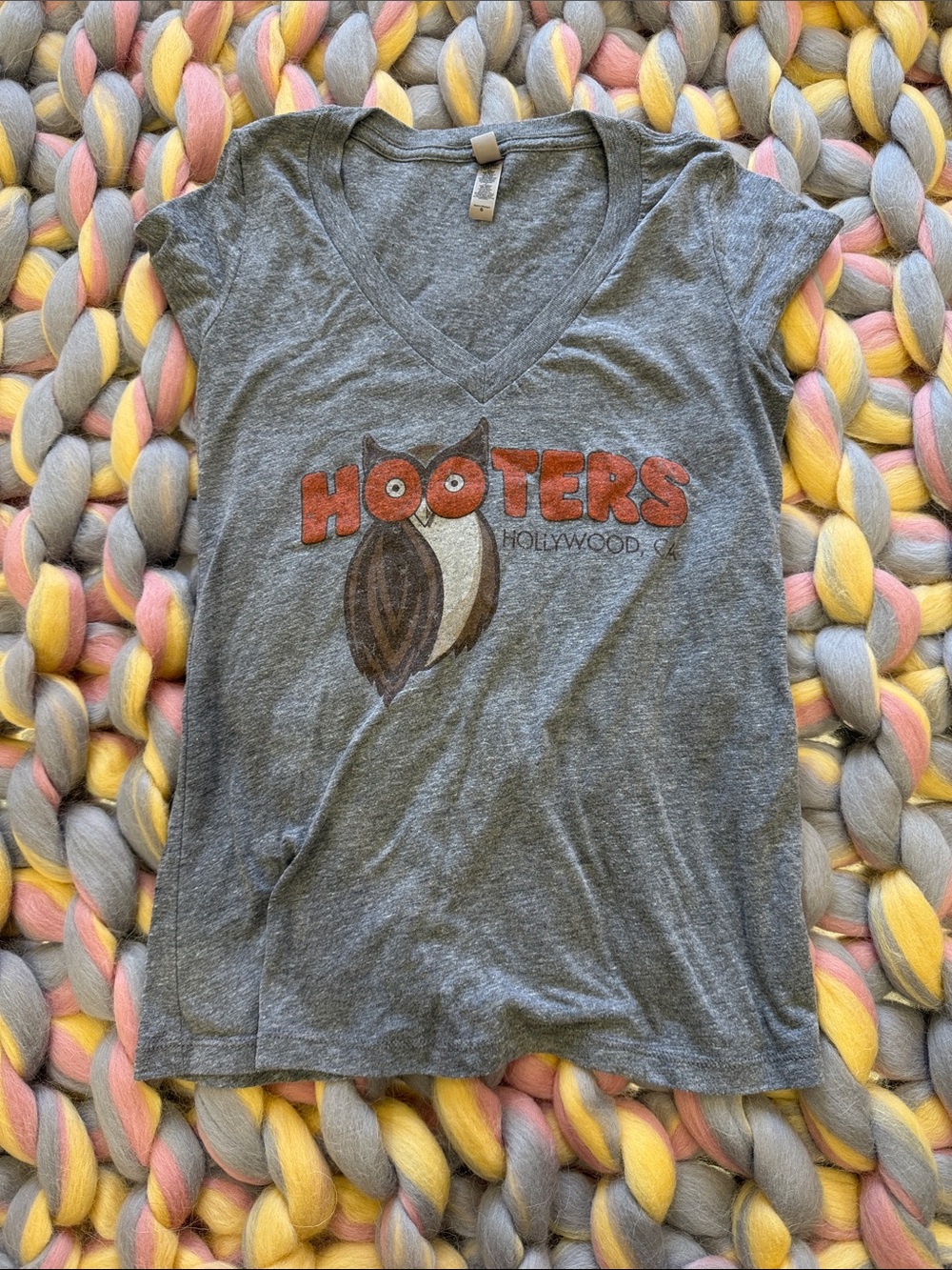 Hooters Gray T-Shirt with Orange Logo and Owl Graphic